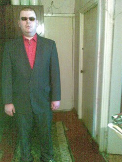 Дмитрий - рабочий на производство, уборщик помещений