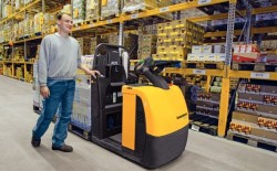 комплектовщик на складе возле Варшавы