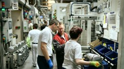 Работа в Чехии - Требуются Мужчины Женщины Пары