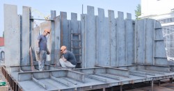 требуются сварщики, сборщики металлоконструкций, судостроители