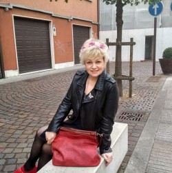 Ищу работу сиделки,няни,помощницы по дому