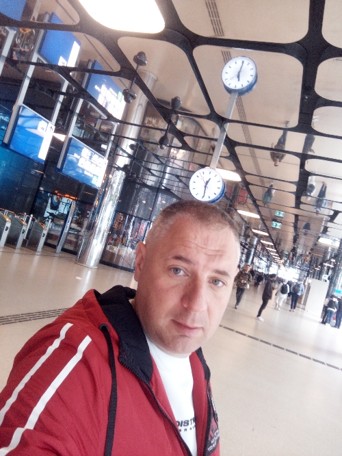 Шукаю роботу в м.Амерсфорт( Нидерланди)