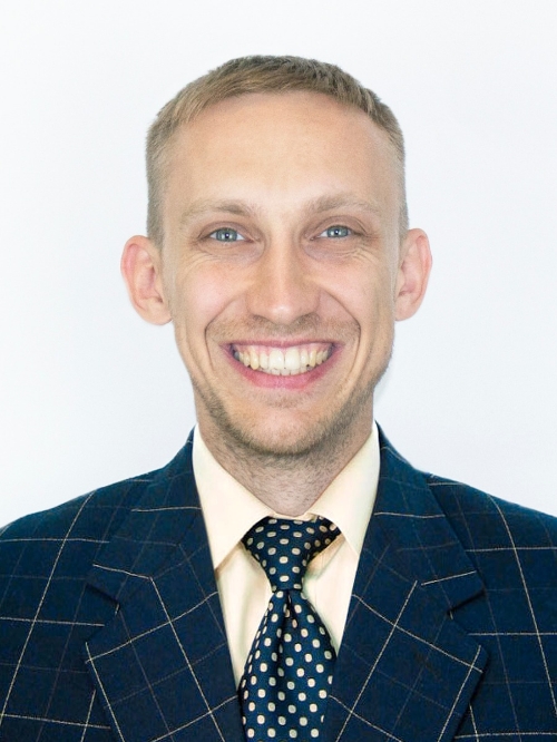 Маляр по металлу