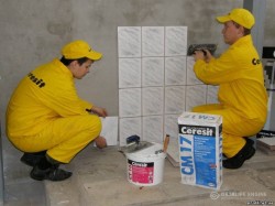 Плиточник на стройку