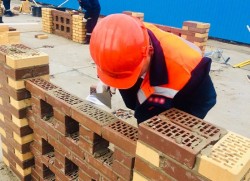 Польська компанія шукає робочих мулярів для роботи в Бельгії