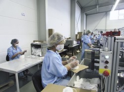 Бесплатная вакансия. Работа для женщин на мед-производстве. 8 Евро в час