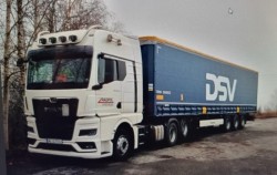 Водій категорій С+Е з досвідом